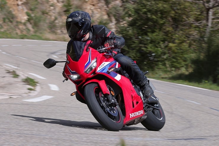 2024 Honda CBR650R Review Details Price Spec_203