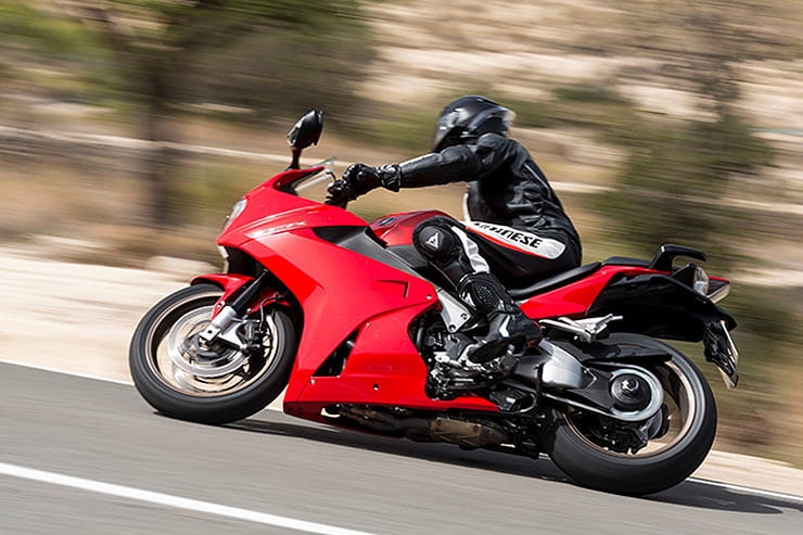 Honda VFR800F 2014 Review Used Price Spec_03