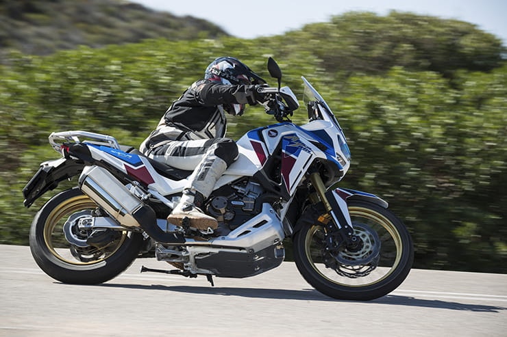Honda Africa Twin & Africa Twin Adventure Sports (2020) | REVIEW