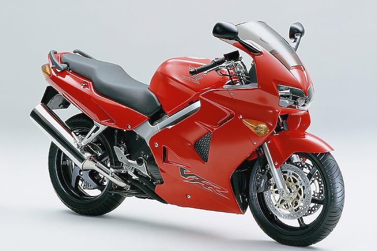 Honda VFR800 Fi (1998 - 2002) | Full Review & Buying Guide