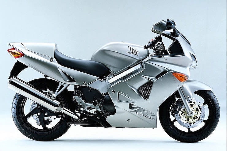 The pros, cons, specifications and more of Honda’s VFR800Fi – what to pay and what to look out for