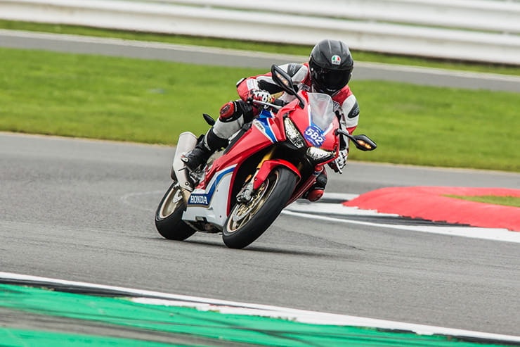 2017-Honda-Fireblade-SP2