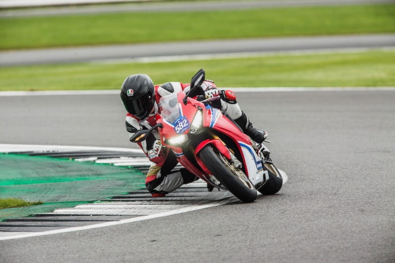 2017-Honda-Fireblade-SP2