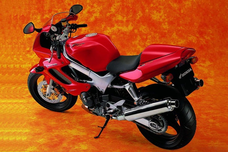 1997 Honda VTR1000 Firestorm Review Used Price Spec_01