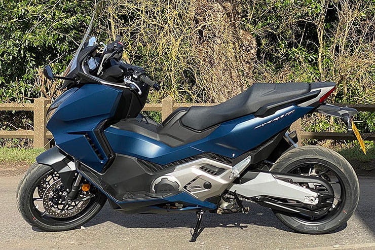 Honda Forza 750 2021 Scooter Review Price Spec_029