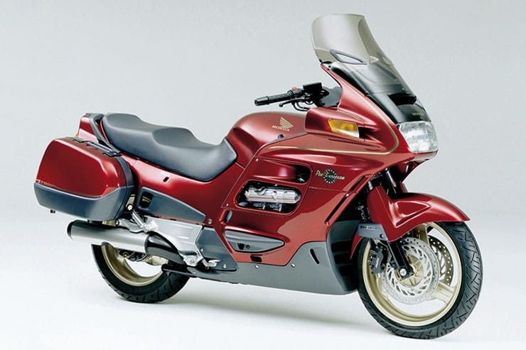 1990 Honda ST1100 Pan European Review Used Price Spec_01
