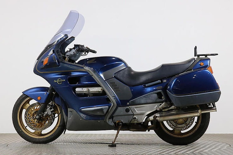 1990 Honda ST1100 Pan European Review Used Price Spec_07