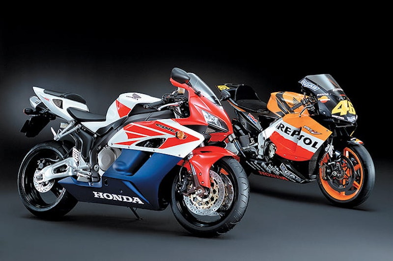 Honda CBR1000RR FireBlade 2004 Review Used Guide_07