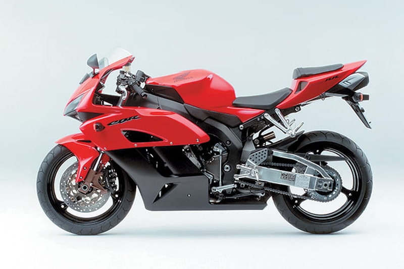 Honda CBR1000RR FireBlade 2004 Review Used Guide_11
