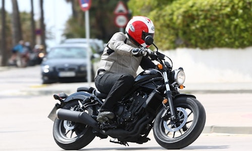 Honda CMX500 Rebel (2017) - First Ride and Review