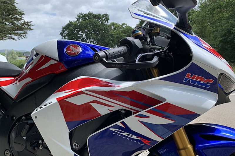 2022 Honda FireBlade SP 30th anniversary Review Details Price Spec_13