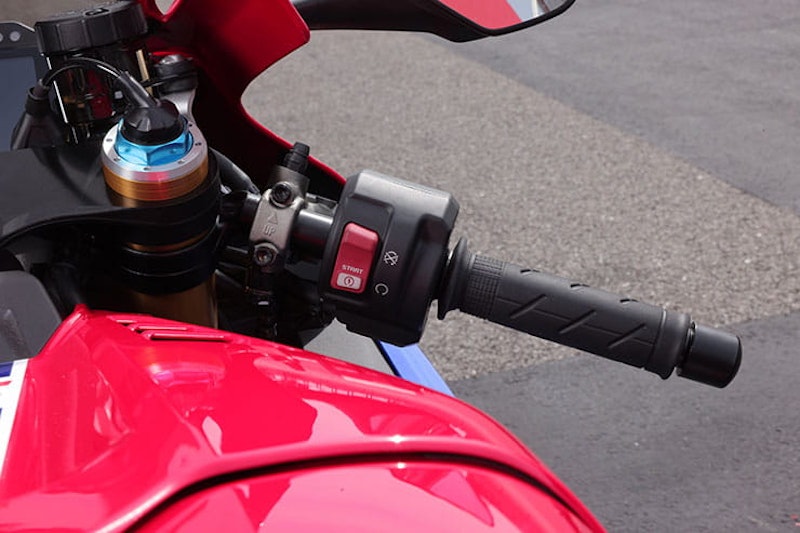 2024 Honda CBR1000RRR FireBlade SP Review Details Price Spec_233