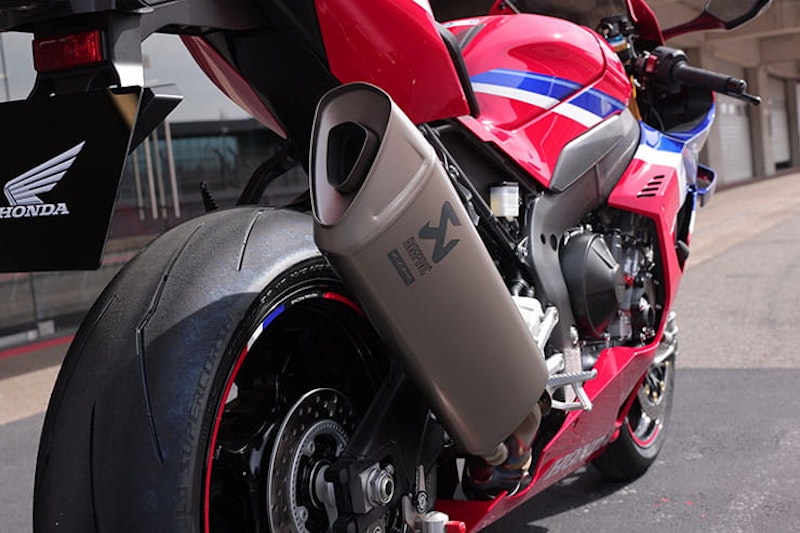 2024 Honda CBR1000RRR FireBlade SP Review Details Price Spec_239