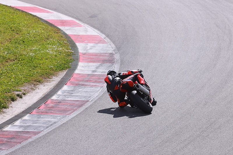 2024 Honda CBR1000RRR FireBlade SP Review Details Price Spec_315