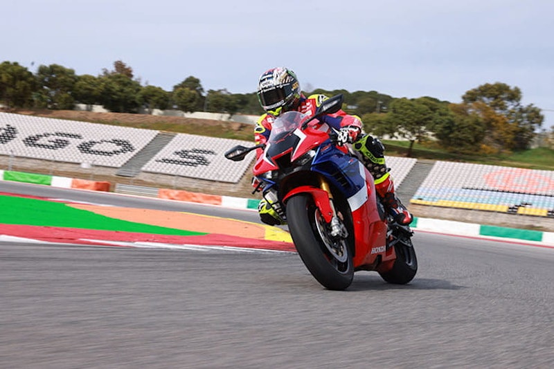 2024 Honda CBR1000RRR FireBlade SP Review Details Price Spec_401
