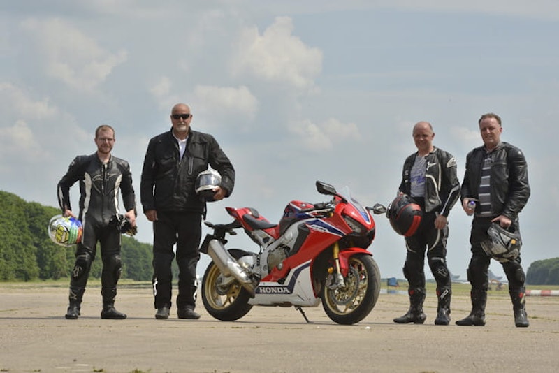 Honda Fireblade (2017) Bruntingthorpe test