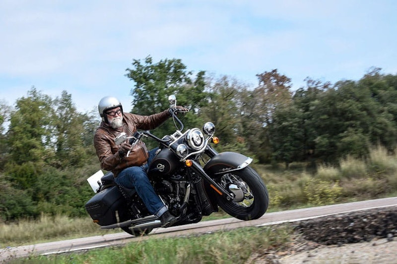 2023 Harley-Davidson Heritage Classic Review Details Price Spec_12