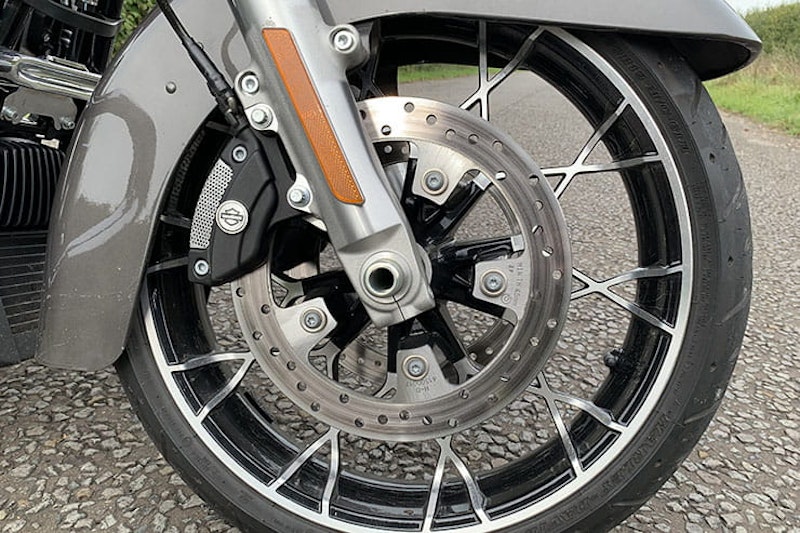 2023 Harley Davidson Road Glide Special Review Details Price Spec_14