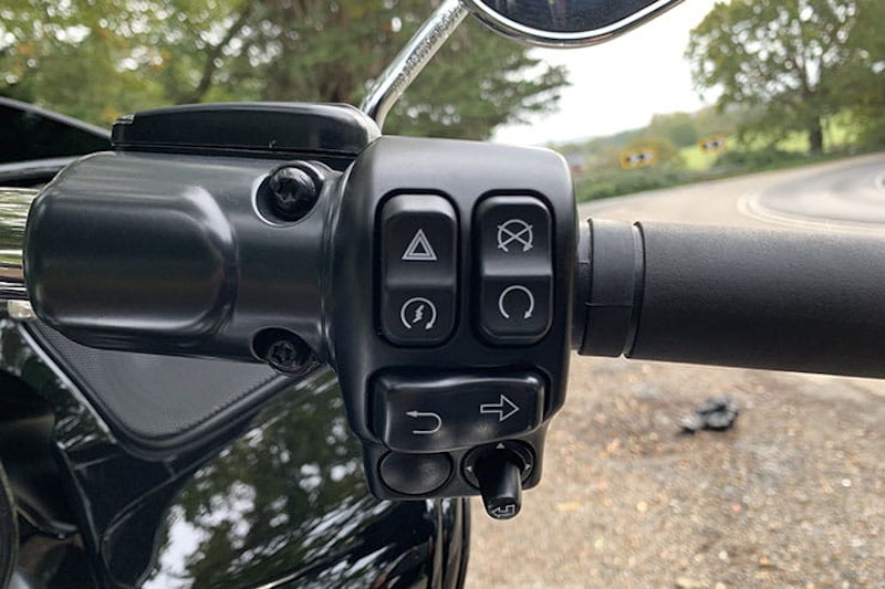 2023 Harley Davidson Road Glide Special Review Details Price Spec_21