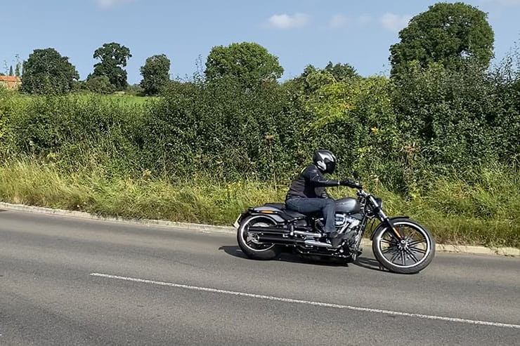 Harley-Davidson Breakout 114 2021 Review Price Spec_49