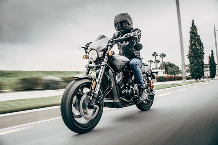 Harley-Davidson Street Rod 2017 Review Used Spec Price_03