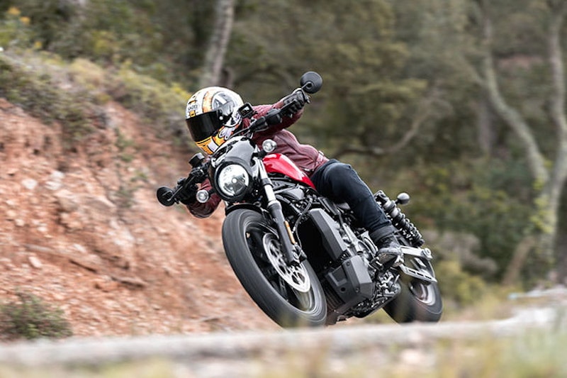 Harley-Davidson Nightster 975 Review Price Spec_055