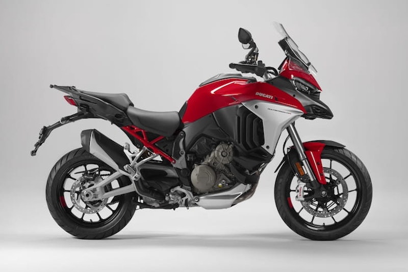 Best Motorcycles bikes for taller riders 2024_08
