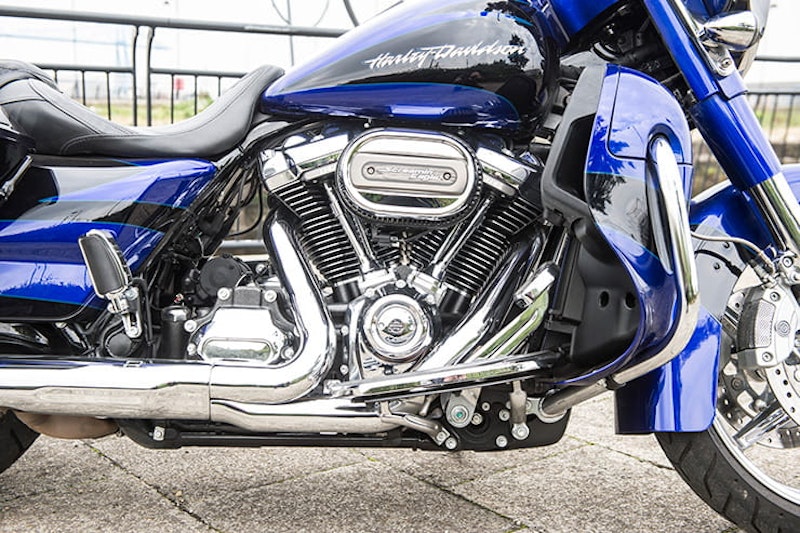 2017 Harley Davidson CVO Street Glide road test review