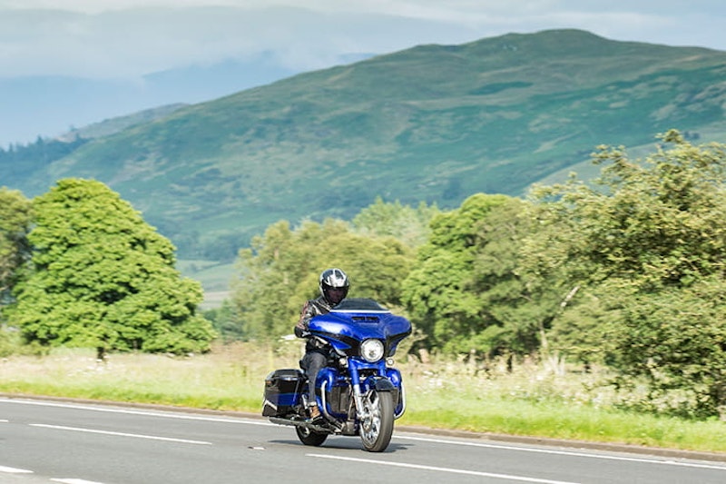 2017 Harley Davidson CVO Street Glide road test review