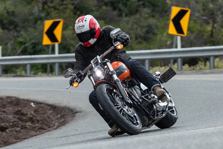 2023 Harley-Davidson Breakout 117 Review Details Price Spec_02