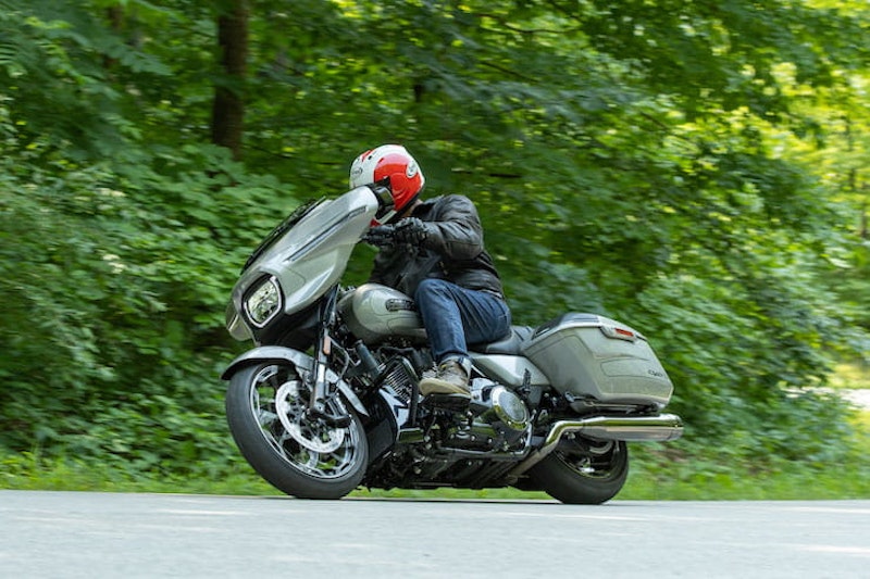 2023 Harley-Davidson CVO Street Glide Review Price Spec_12