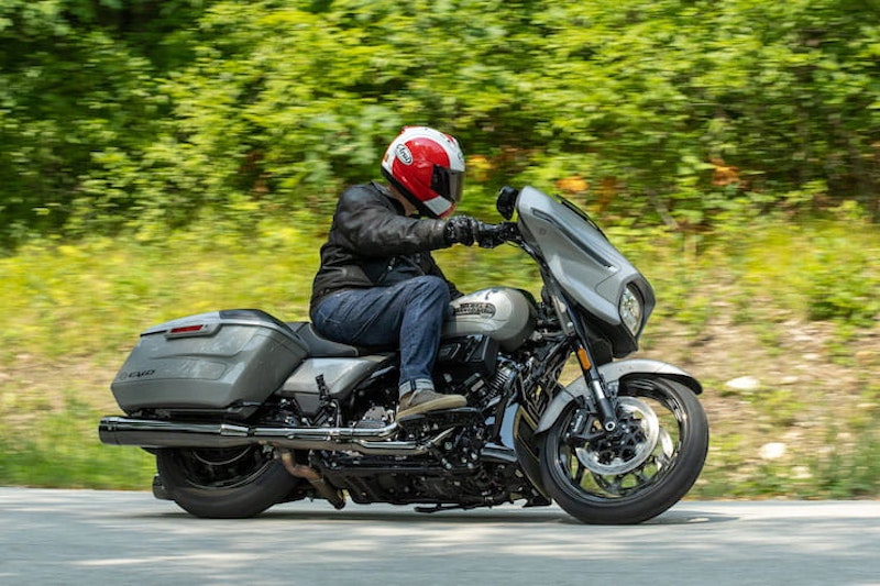 2023 Harley-Davidson CVO Street Glide Review Price Spec_23