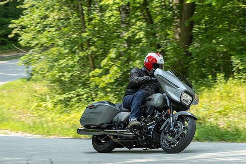 2023 Harley-Davidson CVO Street Glide Review Price Spec_29