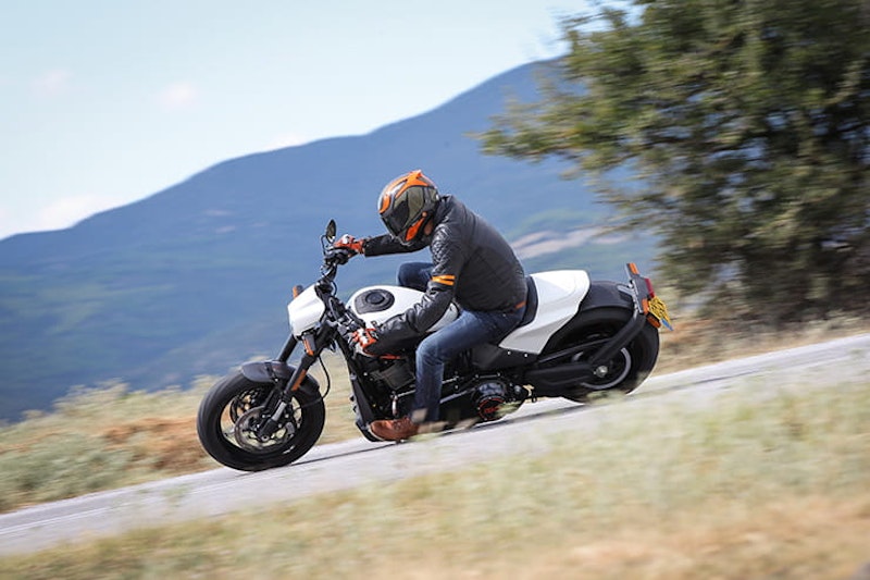 HARLEY-DAVIDSON FXDR SOFTAIL (2019) | Review