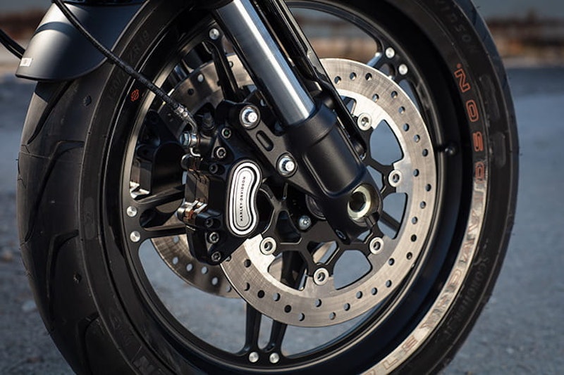 HARLEY-DAVIDSON FXDR SOFTAIL (2019) | Review