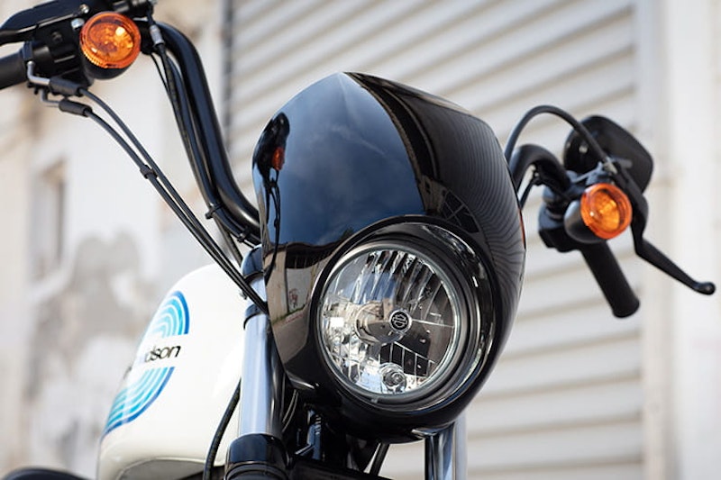 Harley-Davidson Iron 1200 Review
