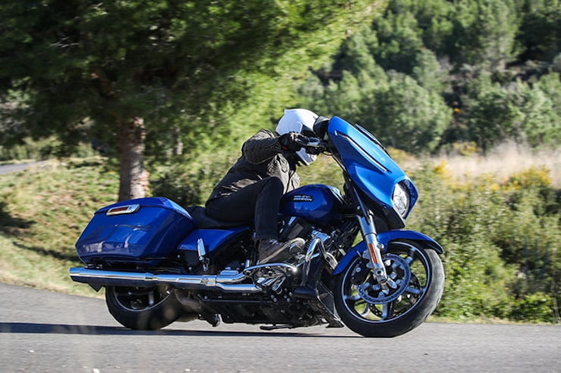 Harley-Davidson Street Road Glide 2024 Review Details Spec Price_25