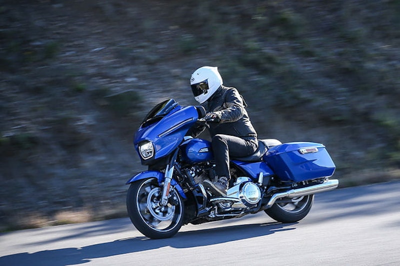Harley-Davidson Street Road Glide 2024 Review Details Spec Price_12