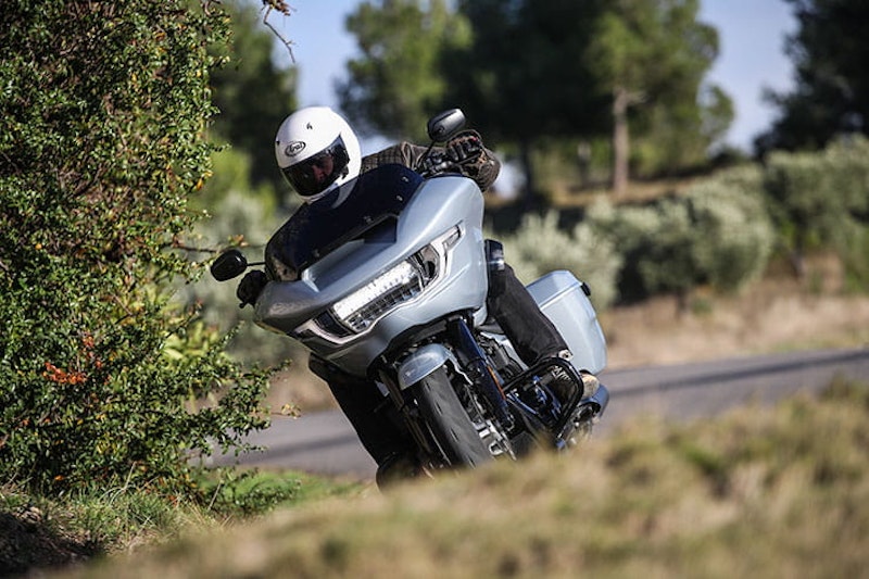 Harley-Davidson Street Road Glide 2024 Review Details Spec Price_30