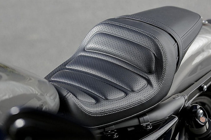Harley Davidson XL1200R Sportster Roadster Review used Price Spec (5)