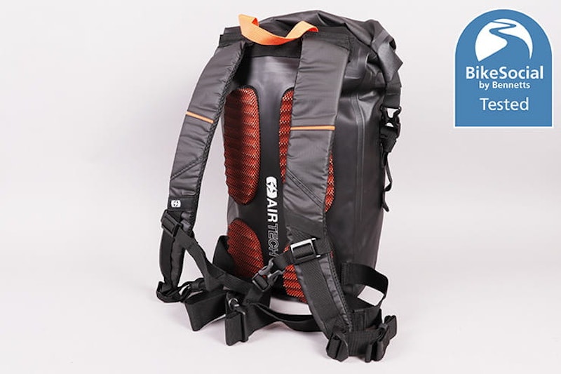 Oxford Aqua Evo motorcycle rucksack review OL686_02
