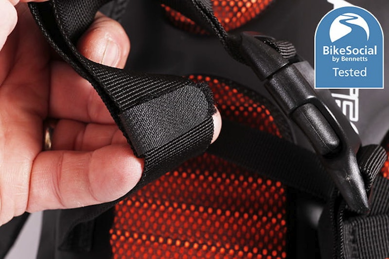 Oxford Aqua Evo motorcycle rucksack review OL686_14