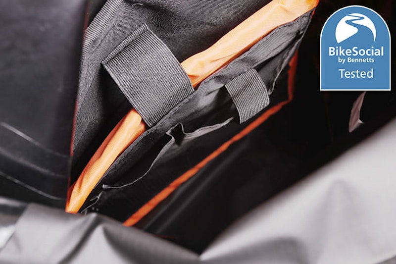 Oxford Aqua Evo motorcycle rucksack review OL686_17