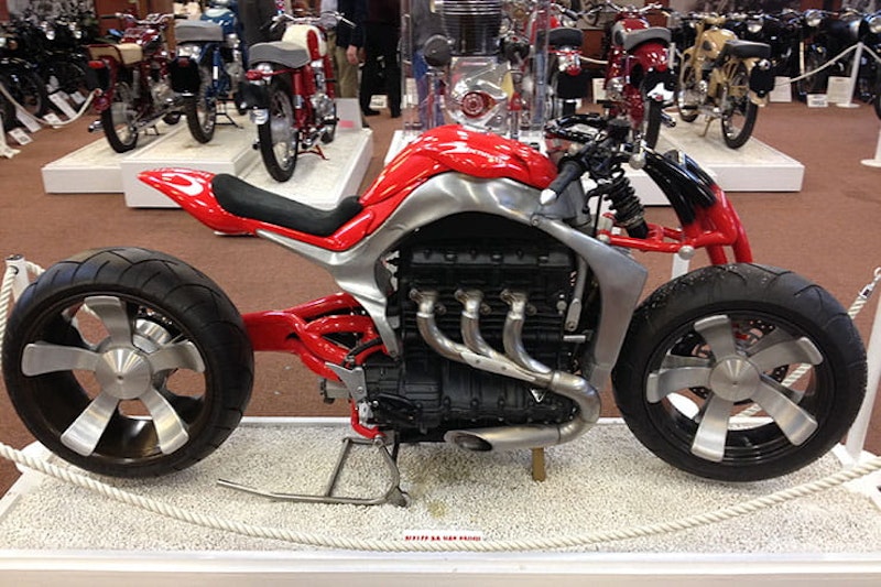 Celebrating 20 years of Triumph Rocket 3_24