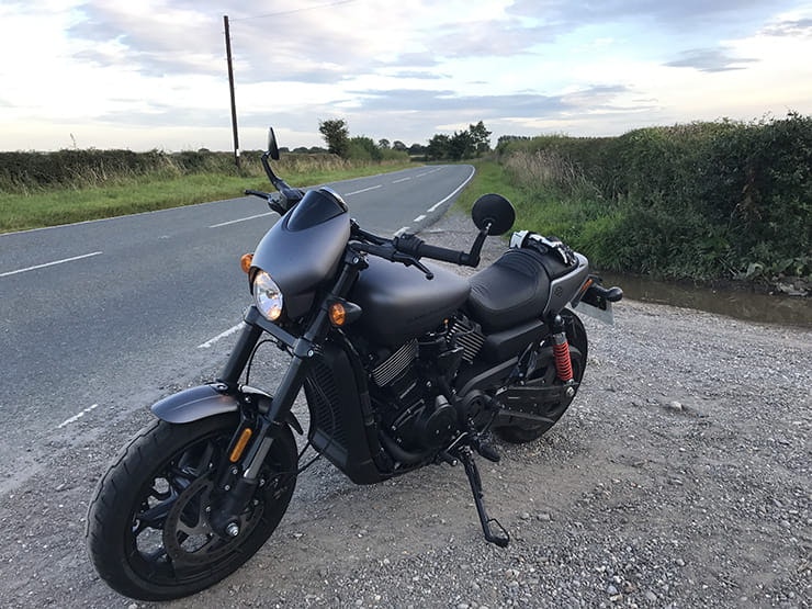 2017_Harley Davidson Street Rod