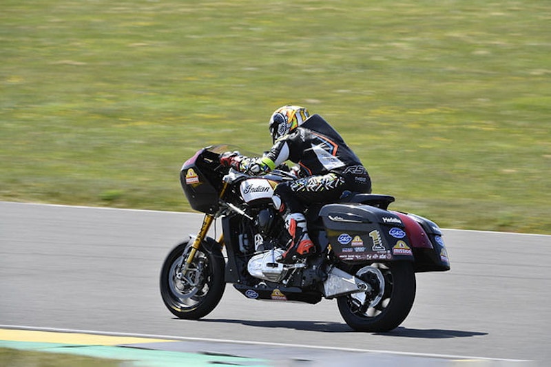 Indian Challenger RR King of the Baggers race bike test_75