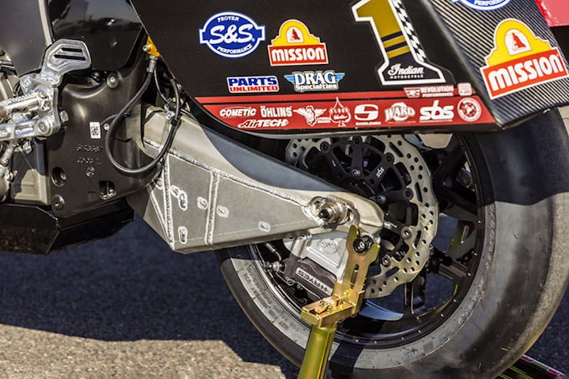 Indian Challenger RR King of the Baggers race bike test_87