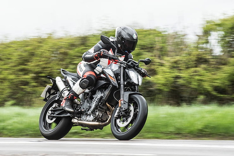 KTM 790 Duke vs Triumph Street Triple R road test review