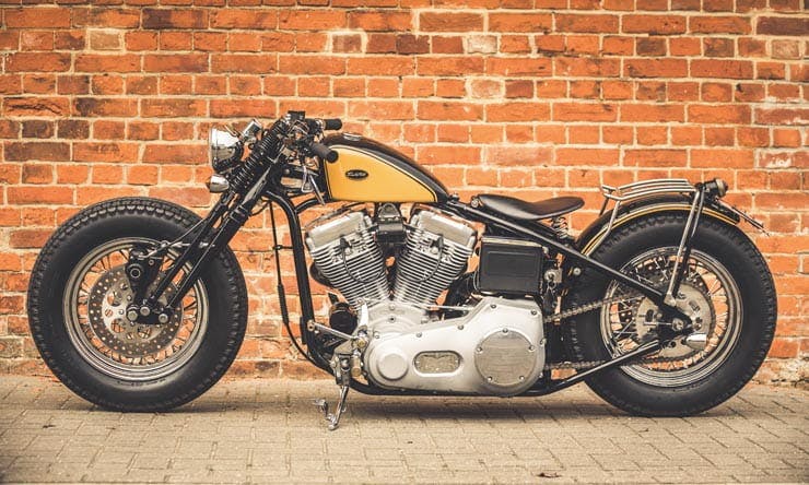 Moto harley davidson bobber hotsell