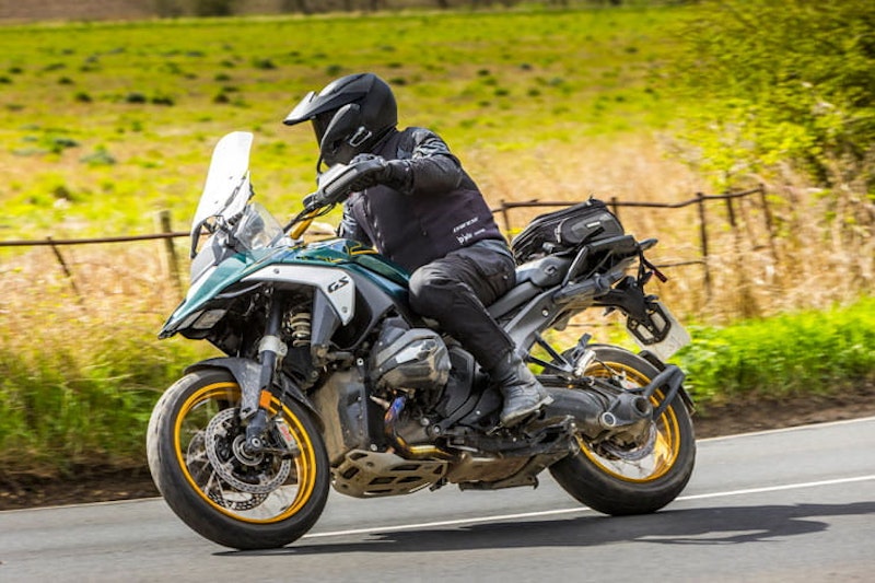 2024 BMW R1300GS vs 2023 BMW R1250GS Review Details Spec Price Speed Performance_20